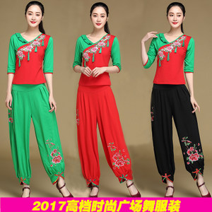 舞動春夏新風(fēng)尚——云裳楊藝格格廣場舞新款套裝演繹靈動之美